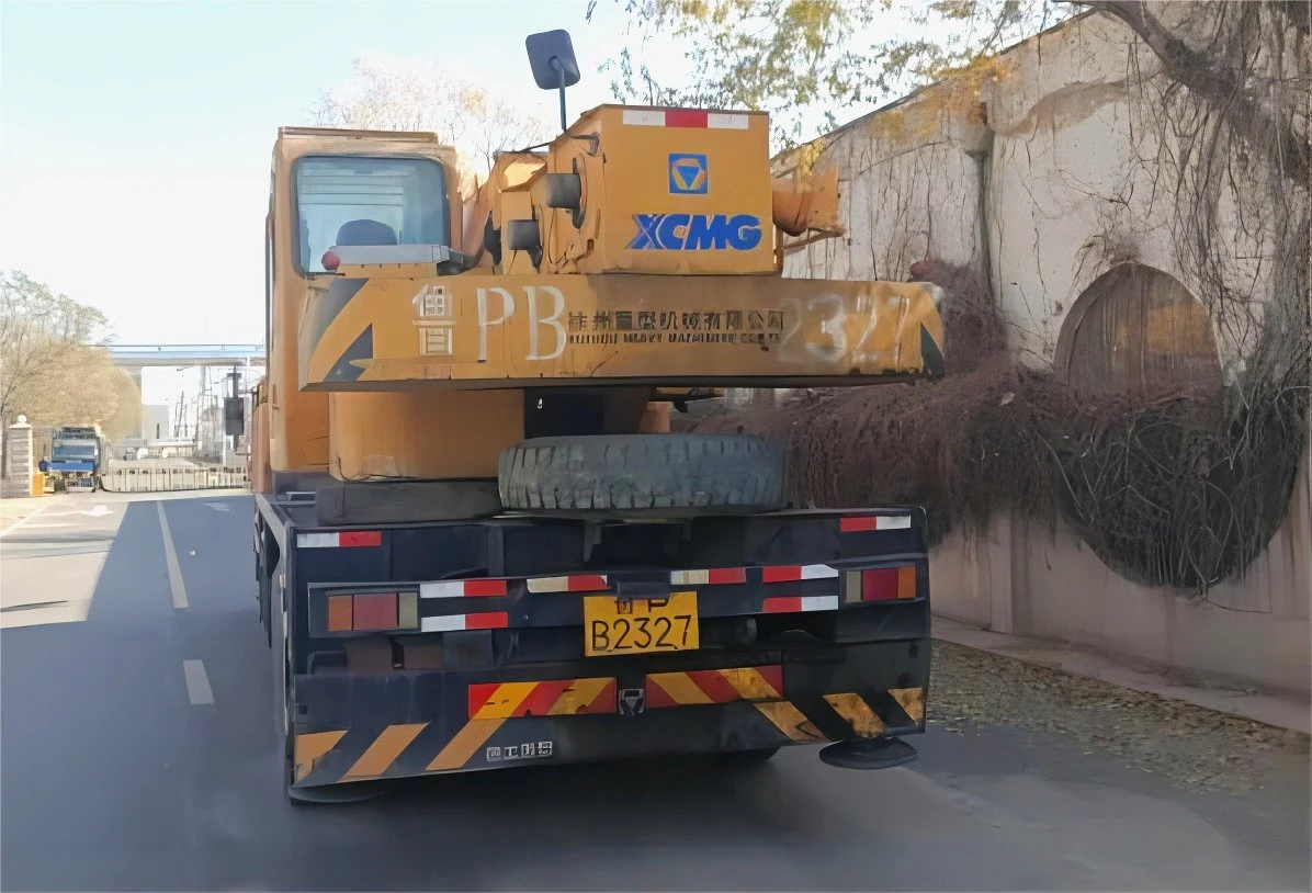 XCMG Oficial guindaste móvel de 25 toneladas Qy25K5-i usou gruas de camiões Preço