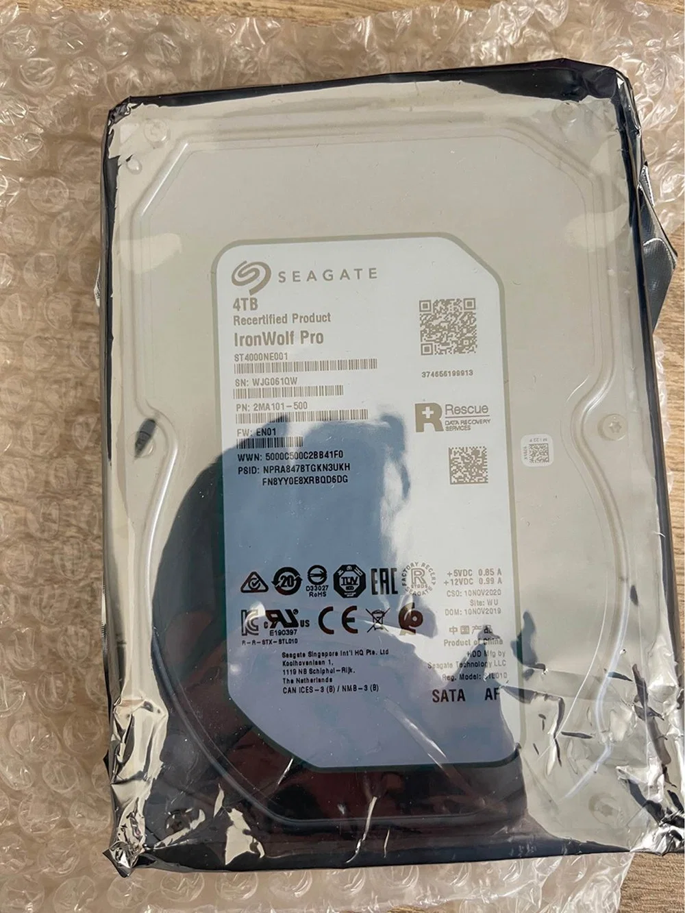 Seagate Ironwolf PRO 4tb Hard Disk Nas 6GB/S 7200rpm 256MB Cache 3.5 Inch Hard Drive (ST4000NE001) SSD/HDD