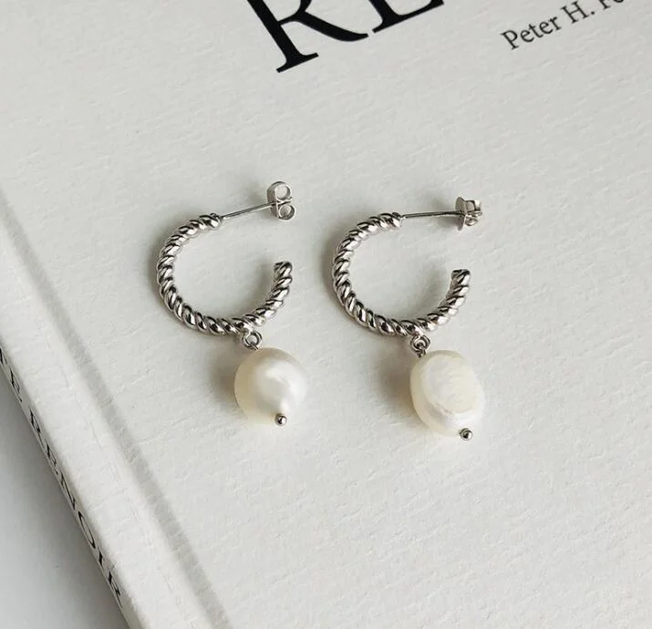 S925 Silver Jewelry Baroque Pearl European American Style Twisted Round Design Earrings Wholesale/Supplier