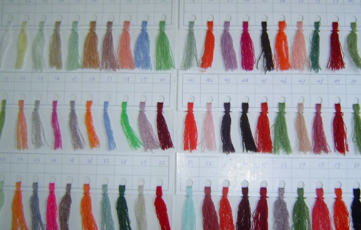 100 Dyed 2/28 Acrylic Knitting Yarn in Hank