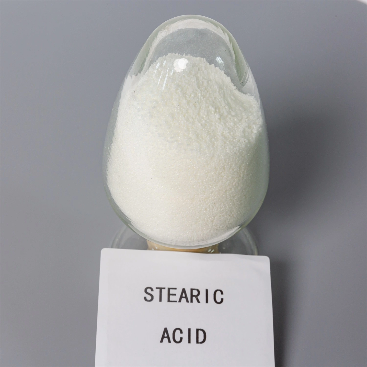 Factory Price Stearic Acid 1801 1842 with Competitive Price