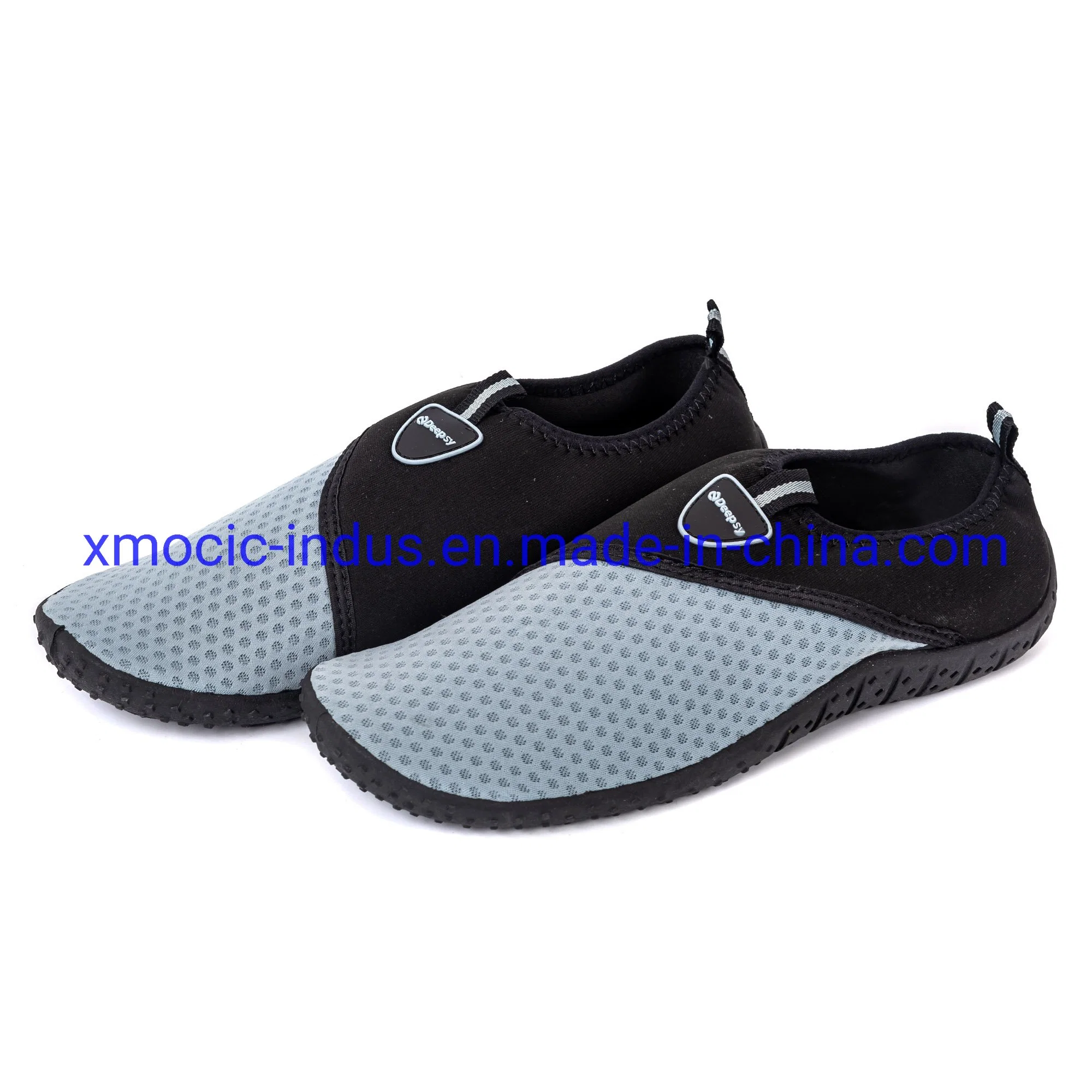 Nouvelle conception de chaussures Chaussures Aqua, plage de confortables chaussures pour hommes et dames et les enfants