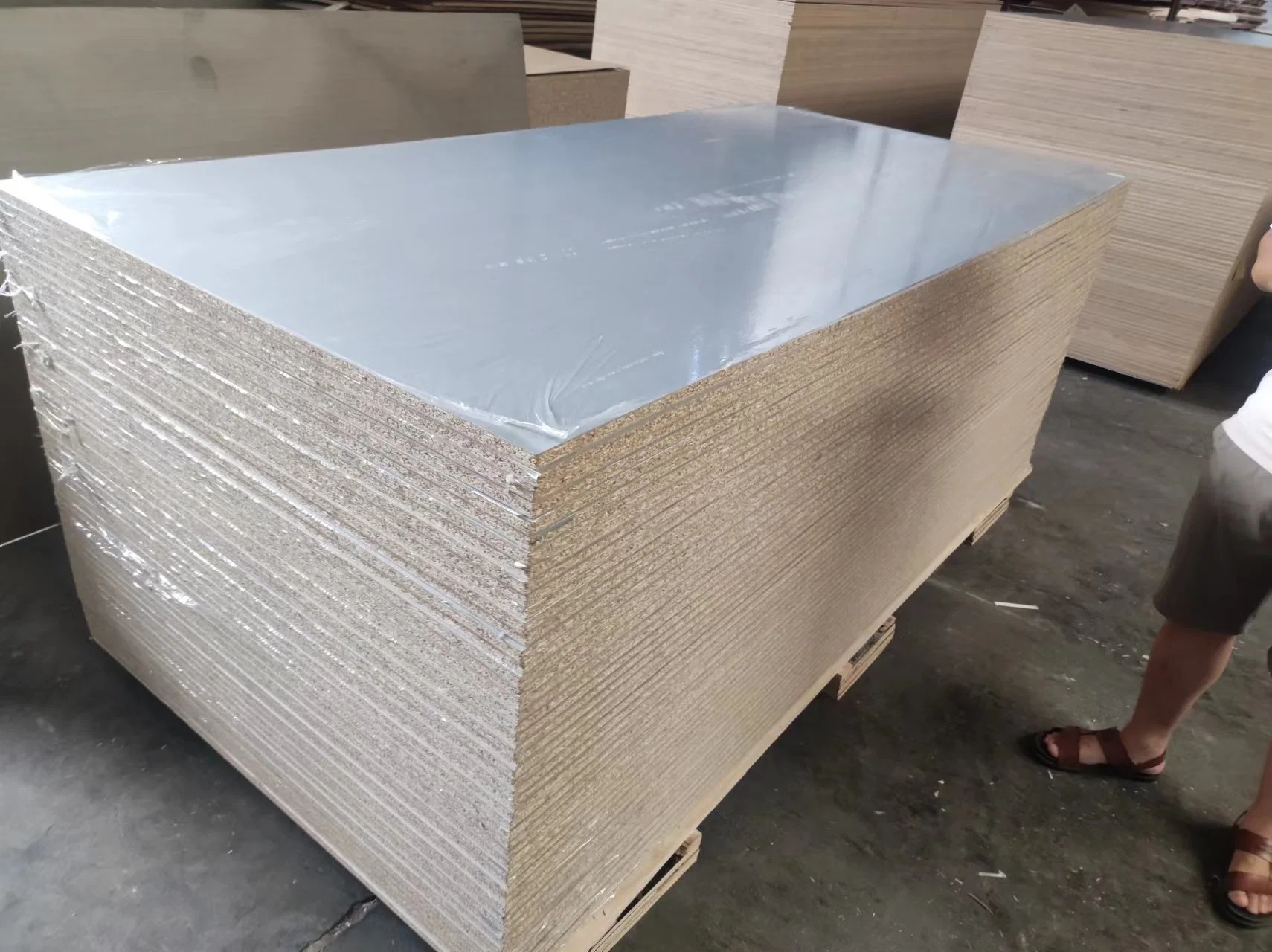 Top Quality Melamine Plywood Hardwood Core