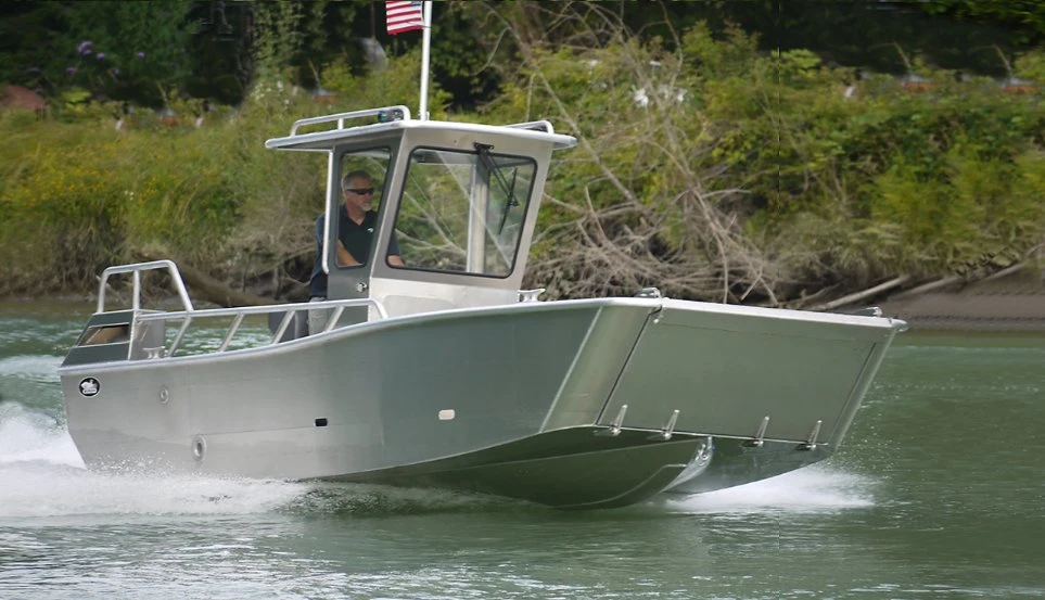 Kinocean geschweißte Aluminium Landing Craft Angelarbeitsboot mit Hard-Top Konsole