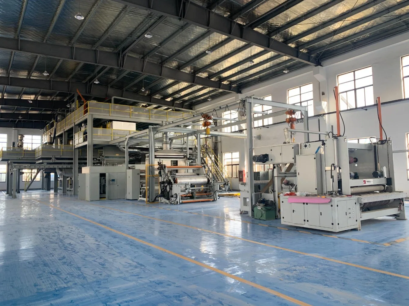 SMMS Nonwoven Production Line Wet Wipes/ Wet Tissue/Filtration Nonwoven Machine for Spunbond Nonwoven Fabric Production