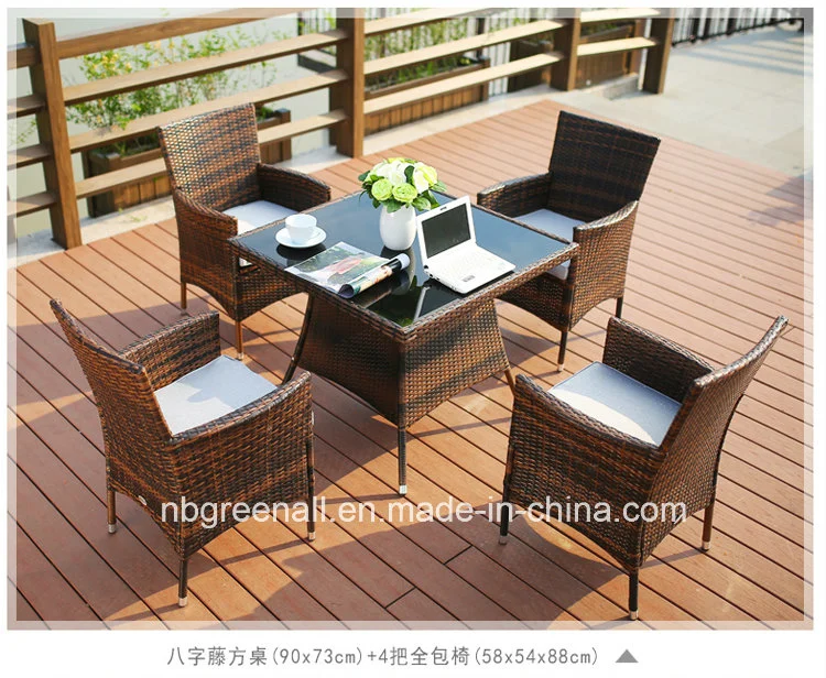 4 Person Patio Wicker Tischstuhl Rattan Outdoor-Essmöbel Gartensets