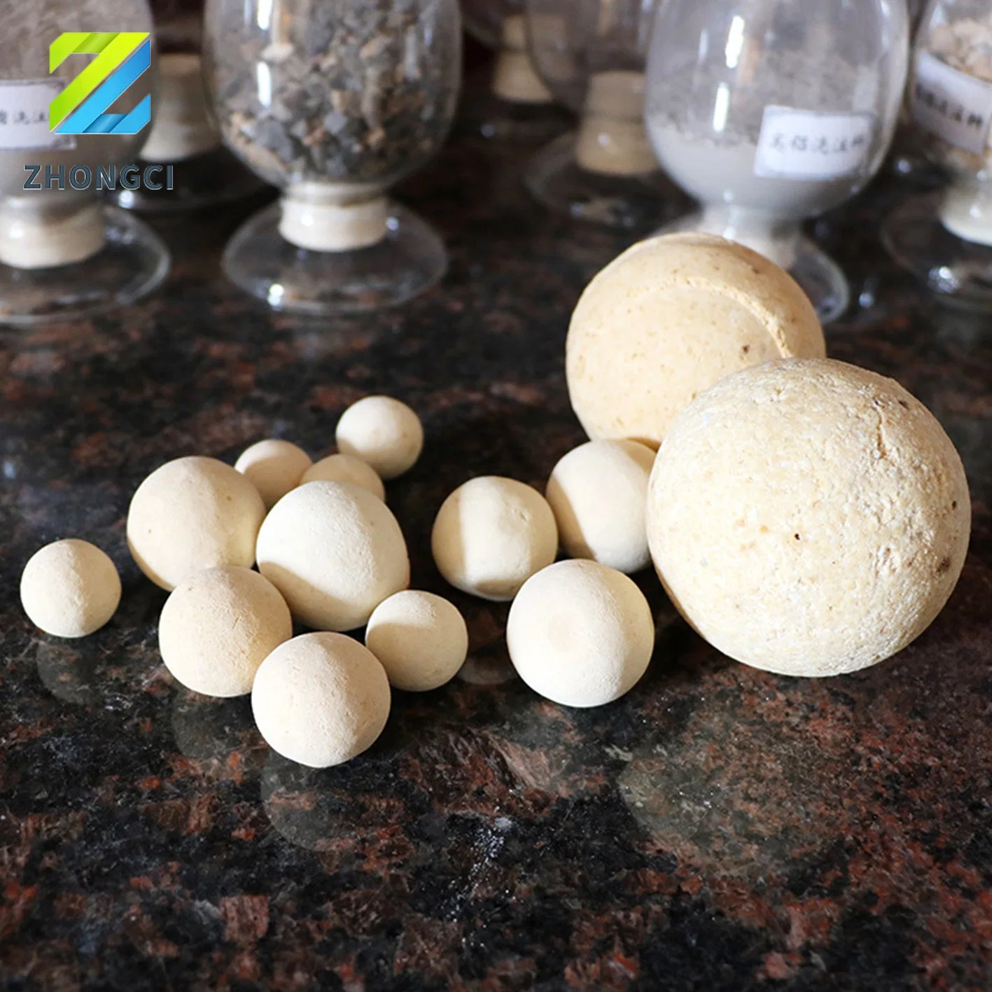 China Supplier Ceramic Refractory Alumina Ball Price