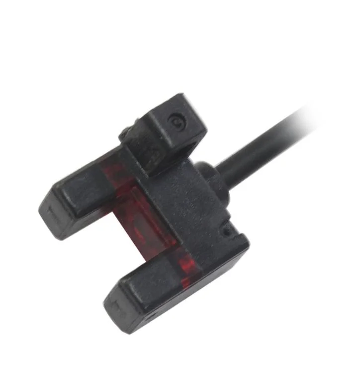 Ironon K016-A4 Typ R Schwingungsfestigkeit IP66 DC 4wire 6mm Schlitzsensor Optischer Schlitzsensorschalter mit Anzeigeleuchte