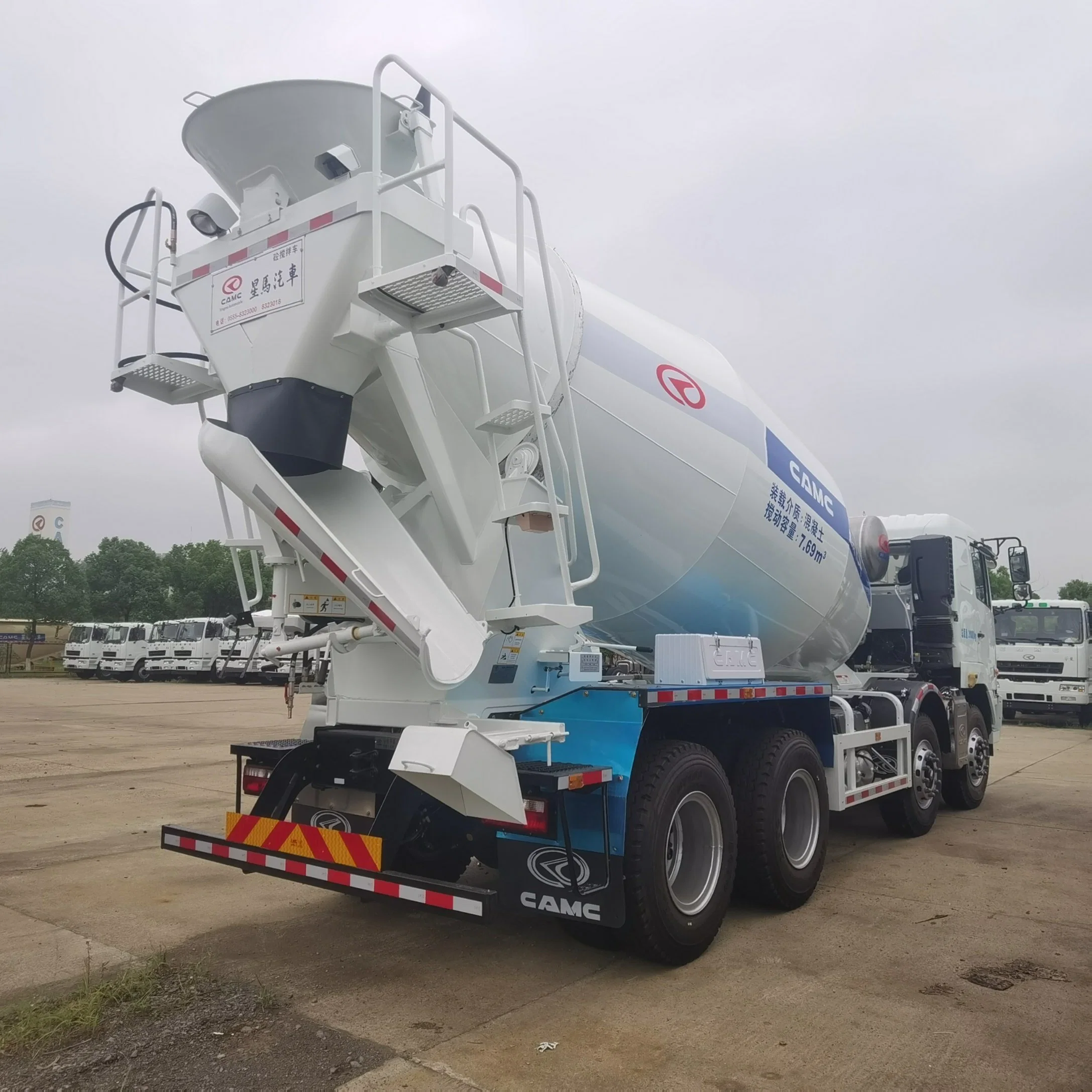 CAMC on Sale Classic Concrete Mixer Transportation Trucks