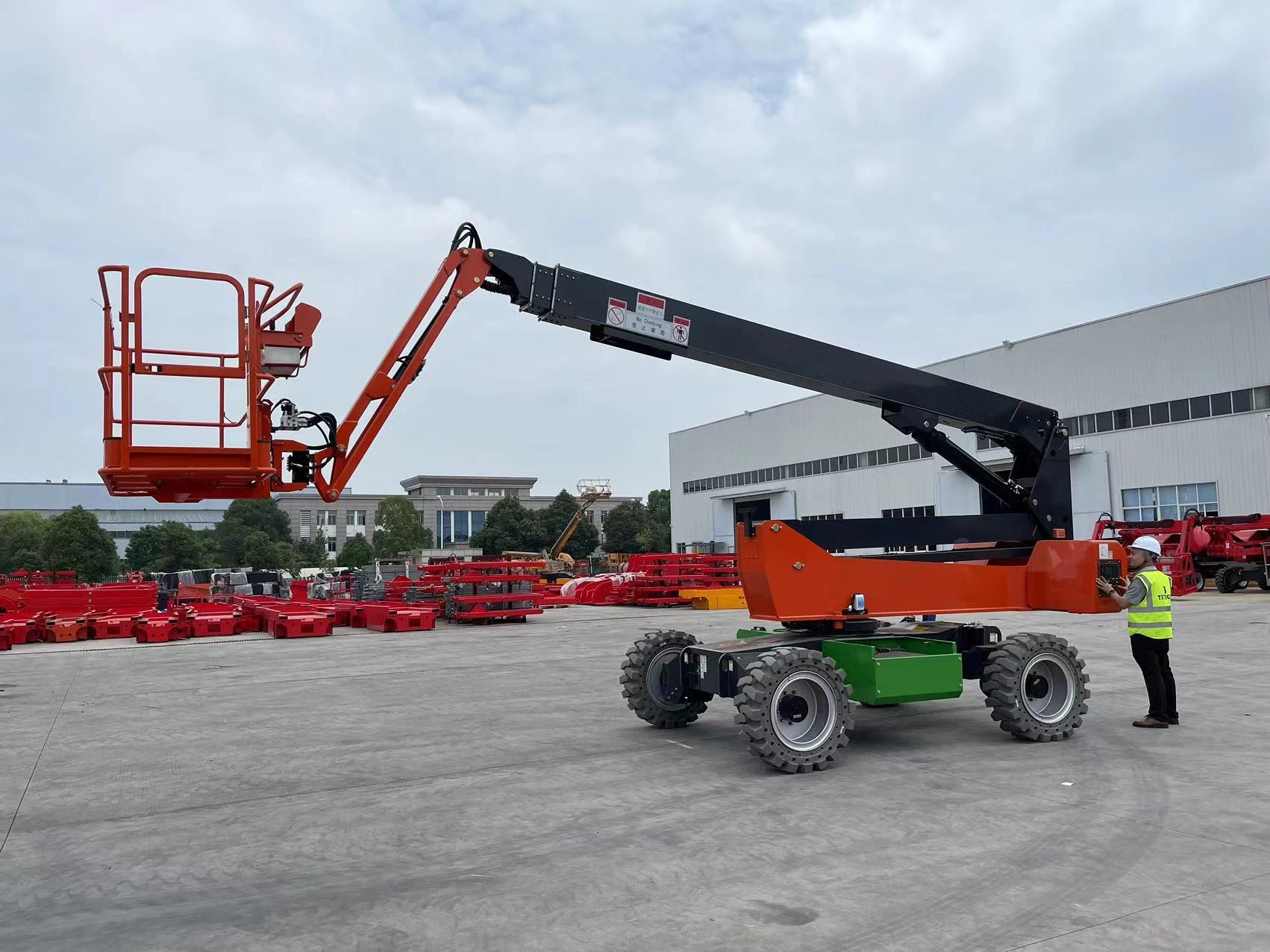 26m Cherry Picker hombre ascensores hidráulicos de elevación brazo telescópico móvil