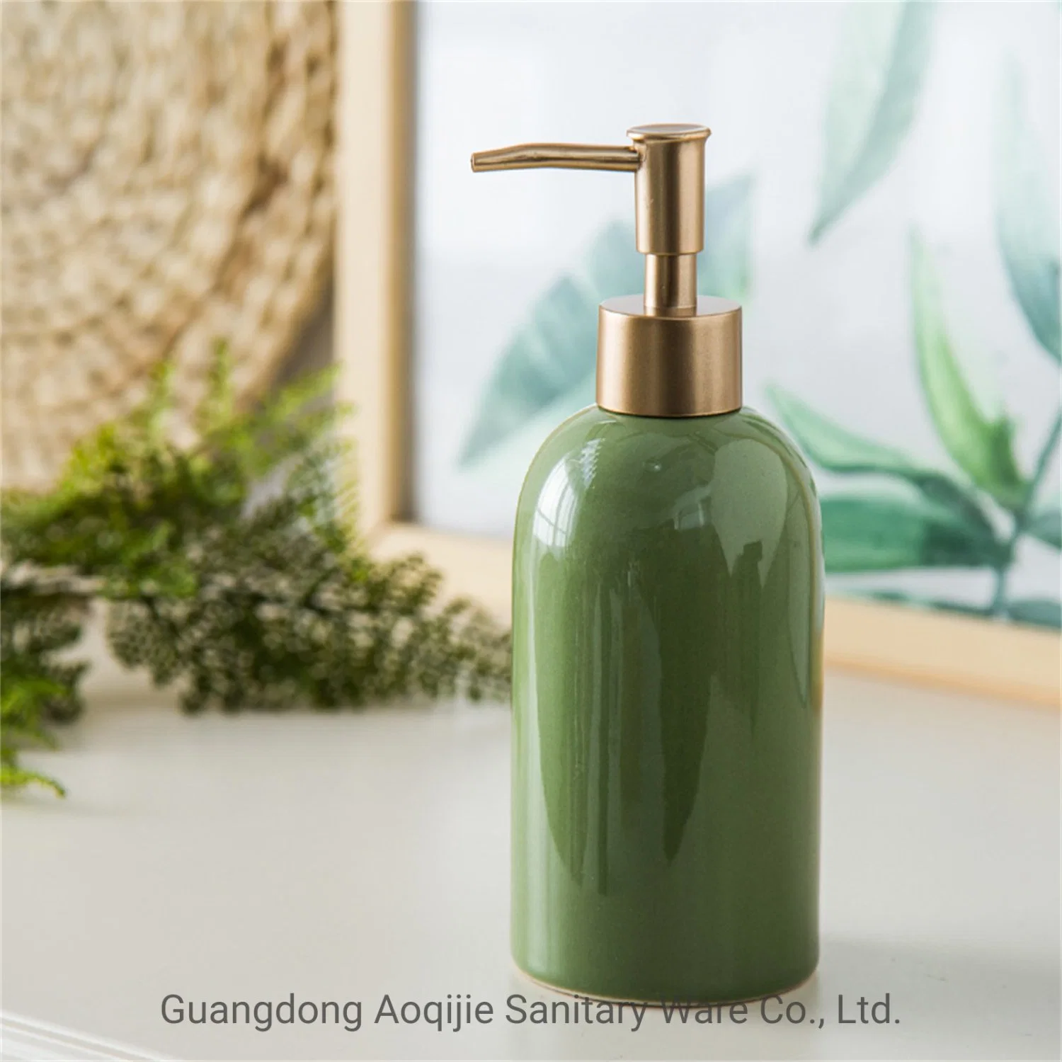 Chuveiro Light Luxury em cerâmica com sistema de desinfecção por mãos, gel, loção para garrafa de gel Shampoo Acessórios Sanitary Ware para casa de banho com ornamentos de vaso modelo de garrafa de prensa Temperatura elevada