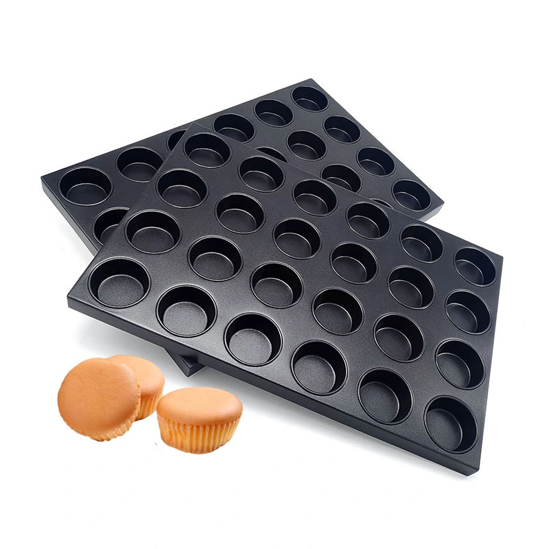 ODM et OEM haute qualité durable métal industriel non Stick rond 24 Moule à gâteau pour muffins Mini moule à gâteau plaque de cuisson