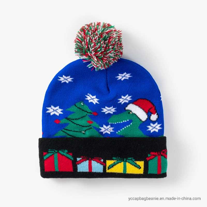 Customized Christmas Decoration Holiday Celebration LED Lighting to Keep Warm Knitted Beanie