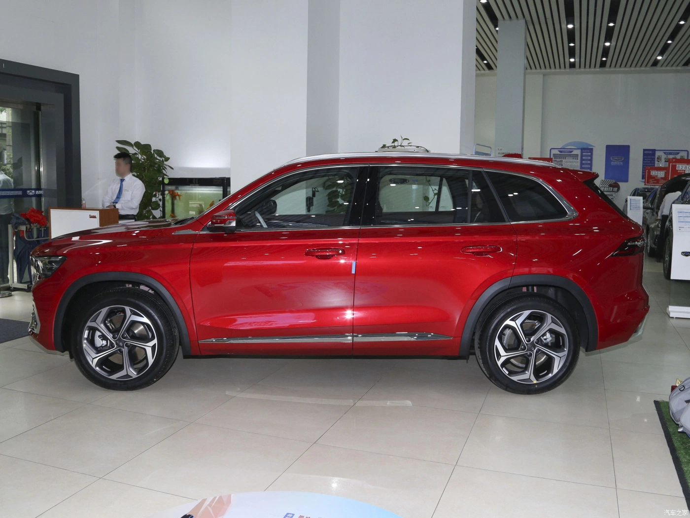 Most Popular Plug-in Hybrid Electric Vehiclein Geely Xingyue L/ Monjaro in EU Standard