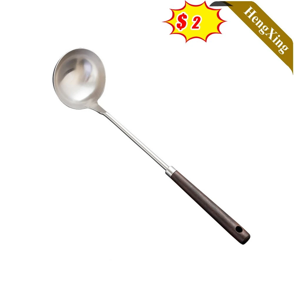 Appareil de cuisine durable outil de cuisson ensemble d'ustensiles de cuisine en bois Poignée ustensiles de cuisine en acier inoxydable (UL-22FD209)