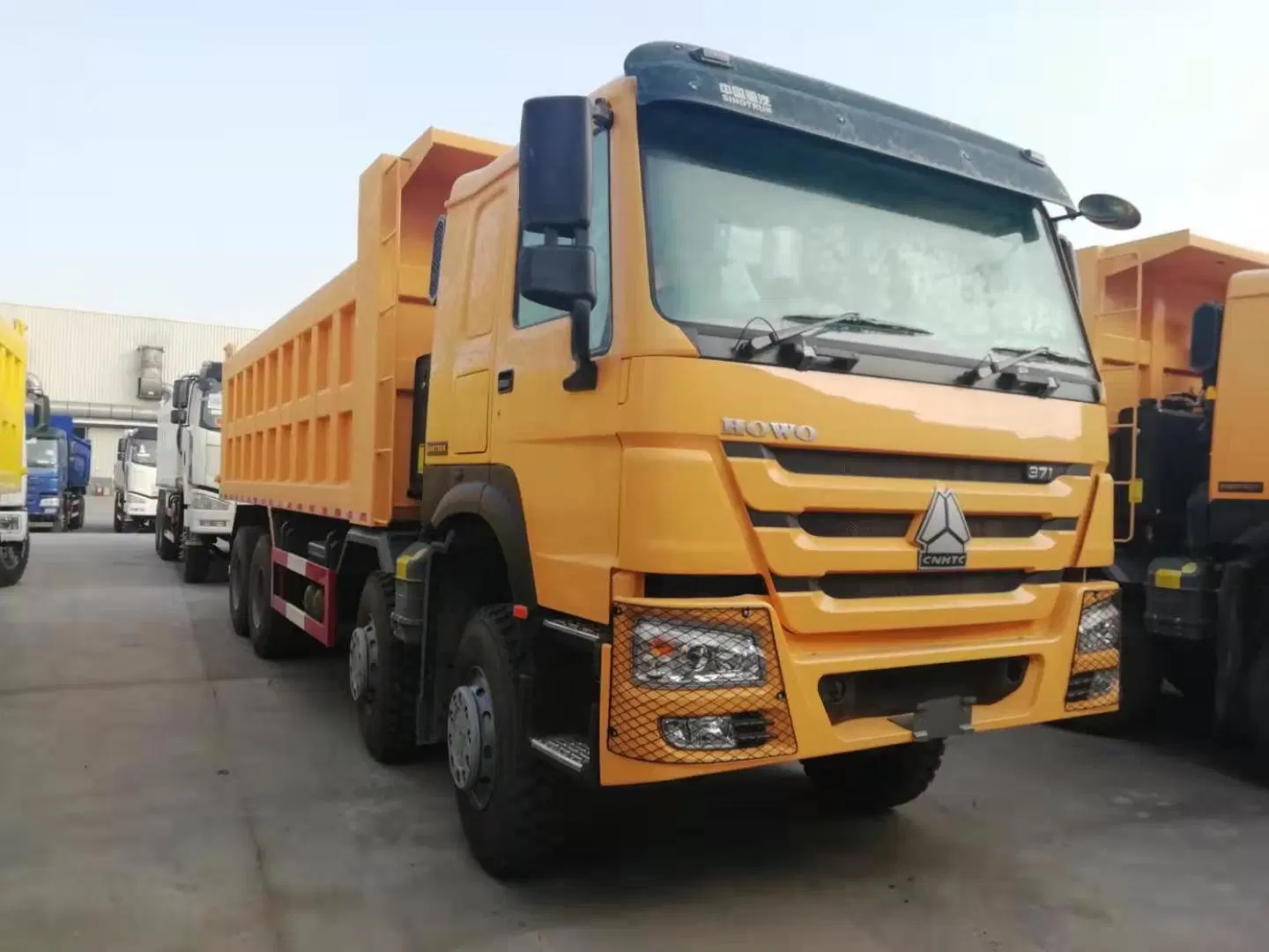 Sinotruck 10 Wheeler 12 Wheeler 25 Ton 30tonhowo 40tons 6X4 Truck 8X4 Truck Nouveau et d'occasion HOWO Truck Tipper Truck/ Dump Truck /Tractor Truck/ Trucks à vendre.