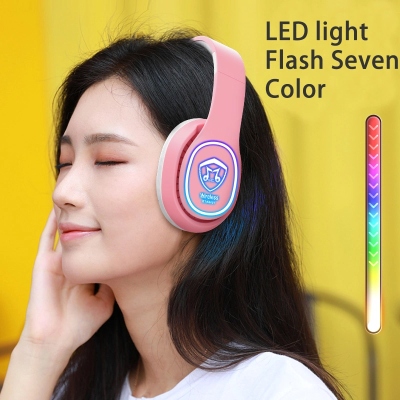 Privada Nueva fábrica de luz LED de color de la llegada de siete plegable auriculares Bluetooth estéreo con FM y tarjeta TF reproducir MP3 a través de la oreja los auriculares inalámbricos de reducción de ruido