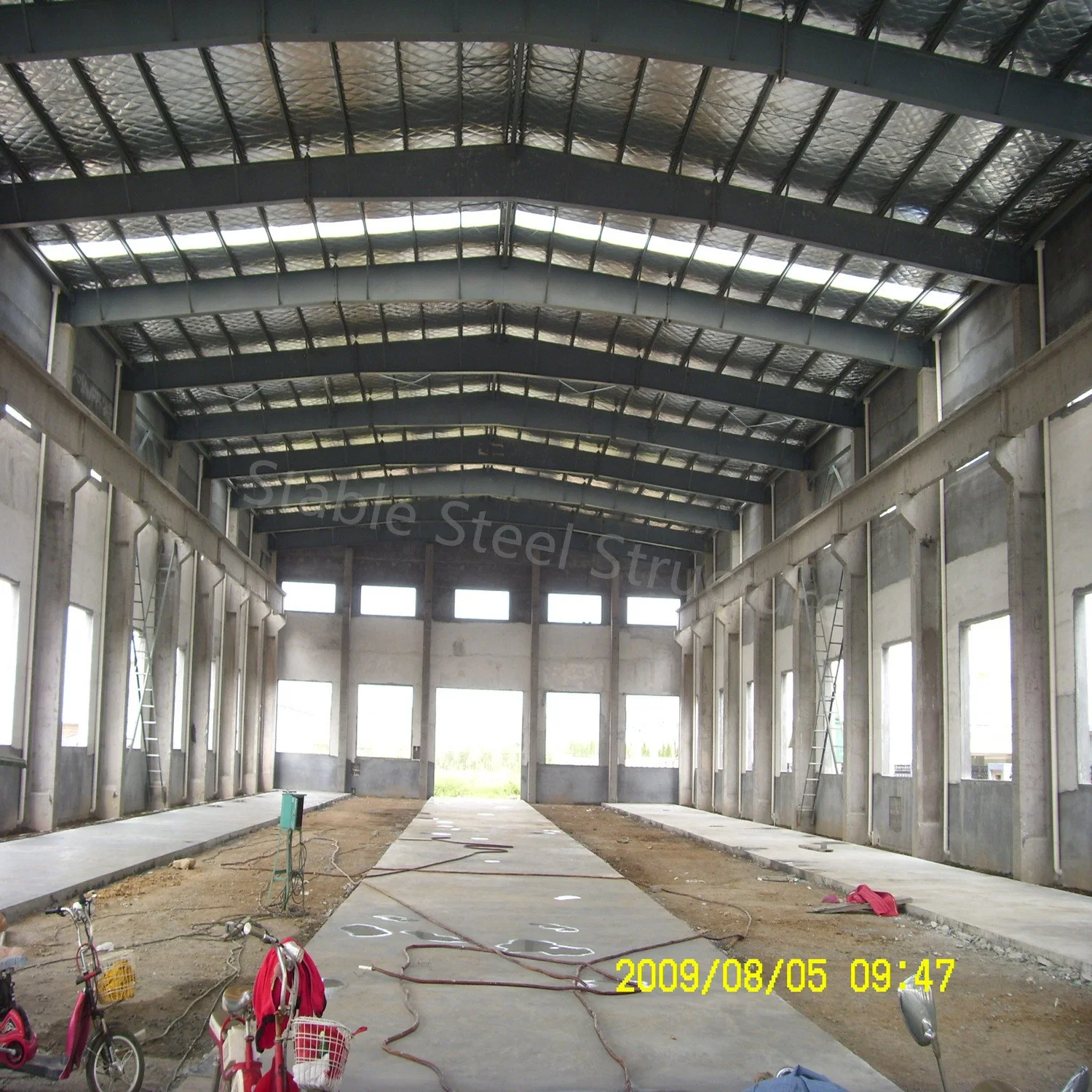 Atelier préfabriqué en acier avec structure de cadre Hangar Hall entrepôt de préfabriqué en métal Bâtiment en métal