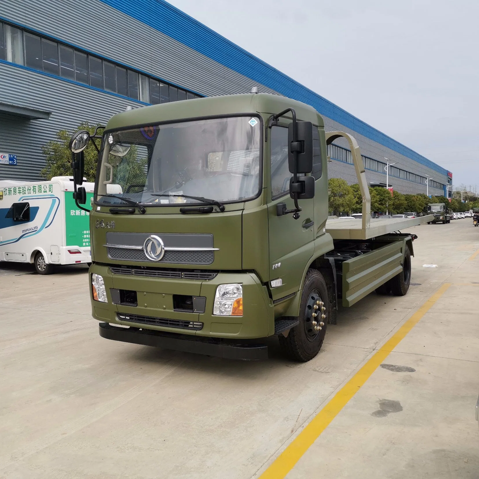 Dongfeng Flatbed Wrecker Towing Truck