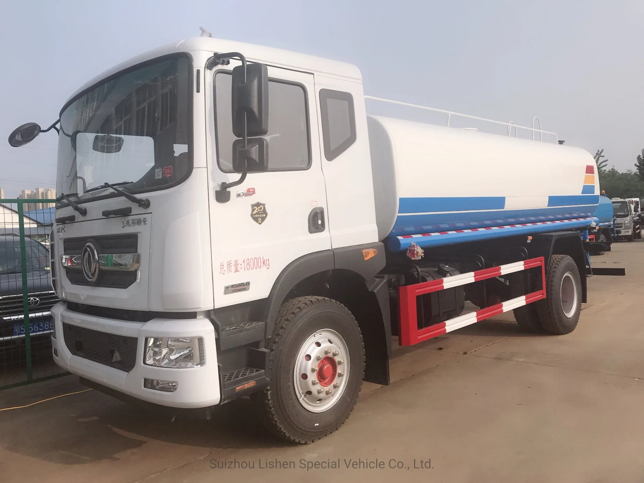 Dongfeng 10cbm 2500gallons 3000 Gallons Garden Greening Use Water Tank Truck Water Sprinkler