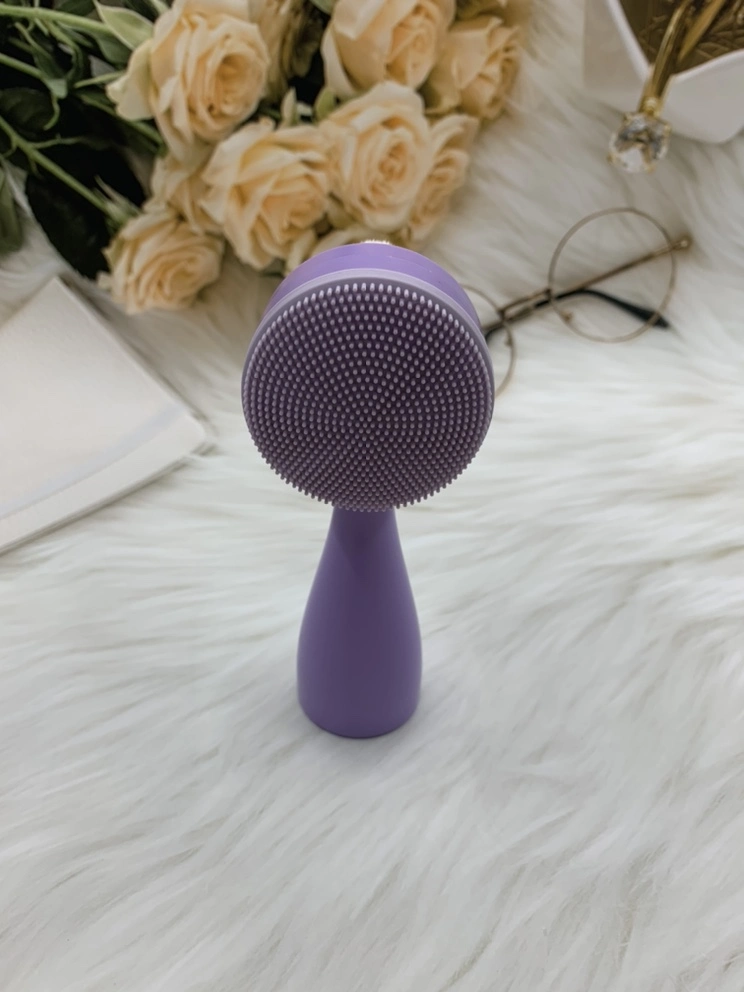 Brosse pour le visage en plastique violet avec poignée en ABS et blanc synthétique Cheveux