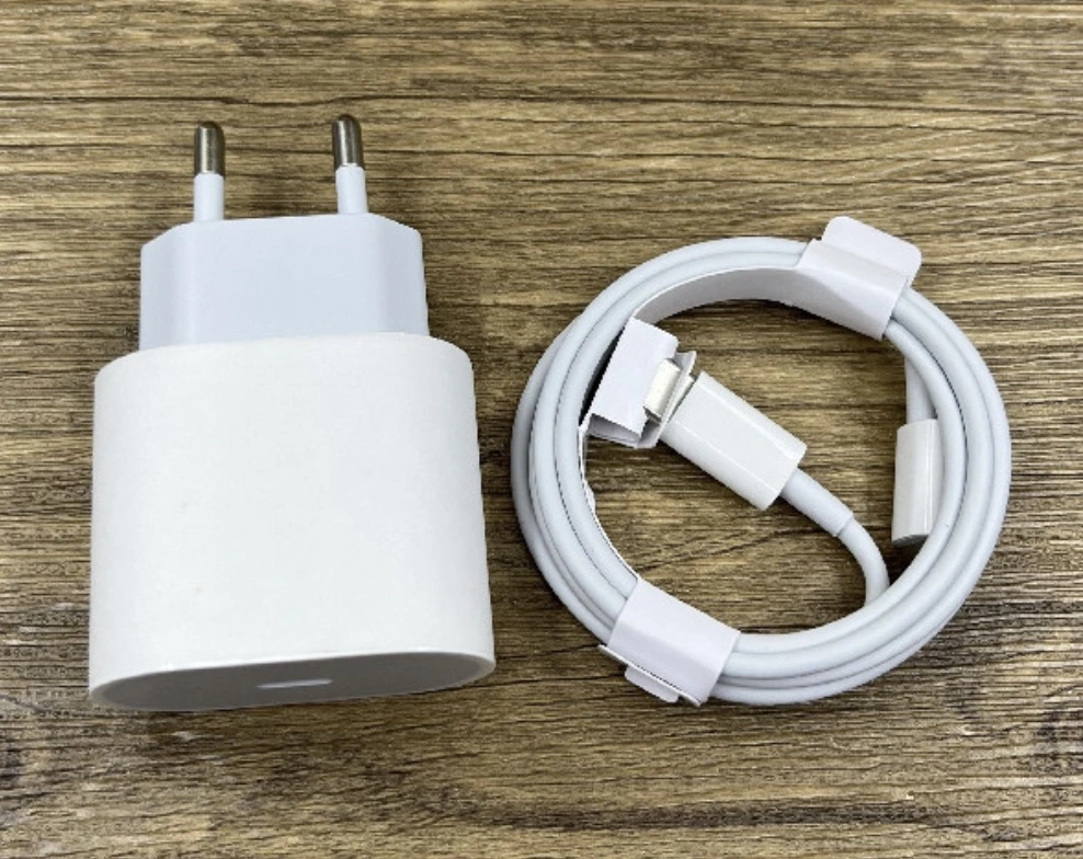 Calidad original Europa Plug 20W Cargador de teléfono rápido con cable