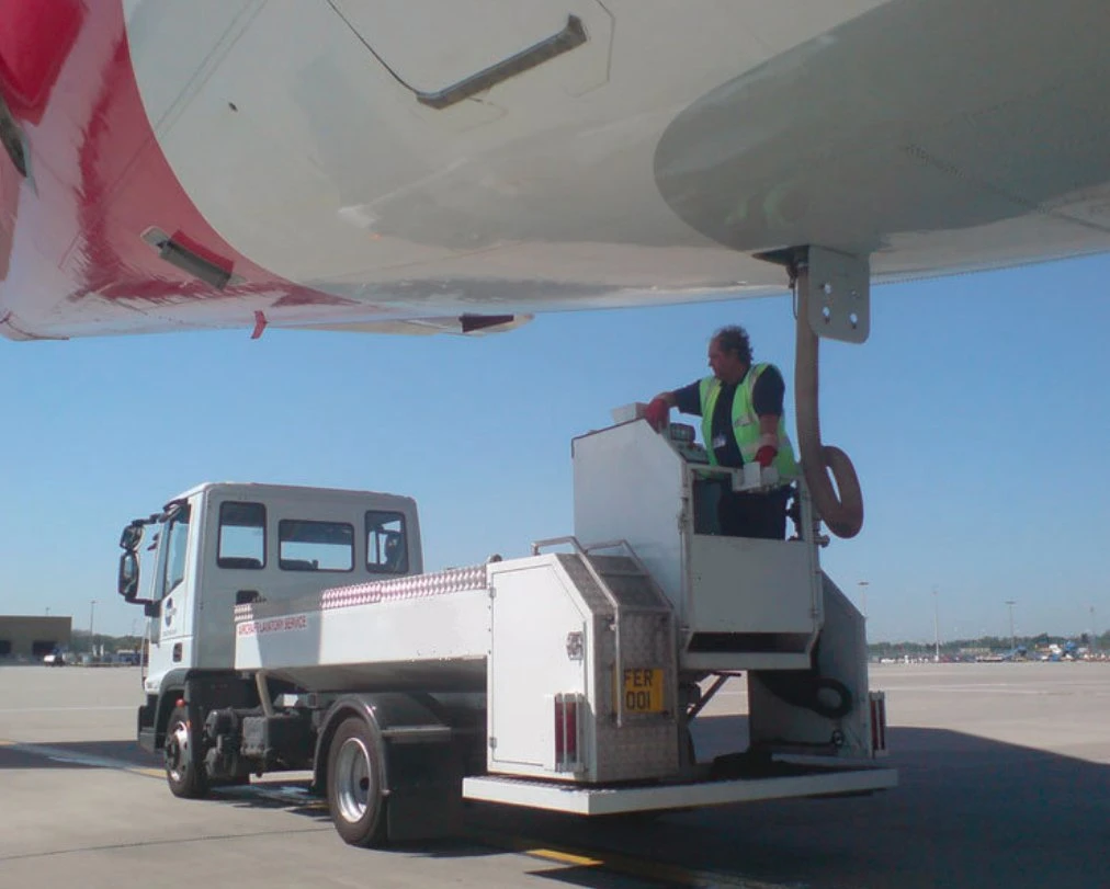 Airport Hygiene Services Aircraft Lavatory Maintenance Lavatory Servicing Truck