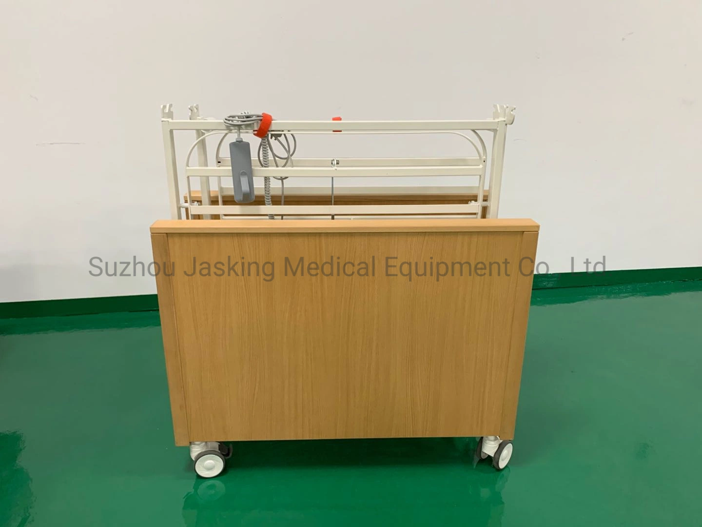 فراش مستشفى تمريض كهربائي قابل للطي بخمس وظائف (JX-2337WMF4)