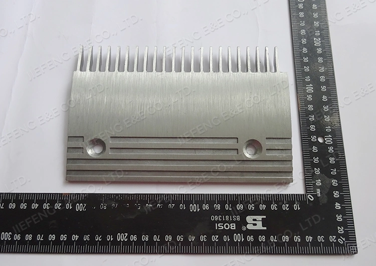 Km5203511h01 202*130mm Ejv-B Escalator Comb Plate Escalator Parts