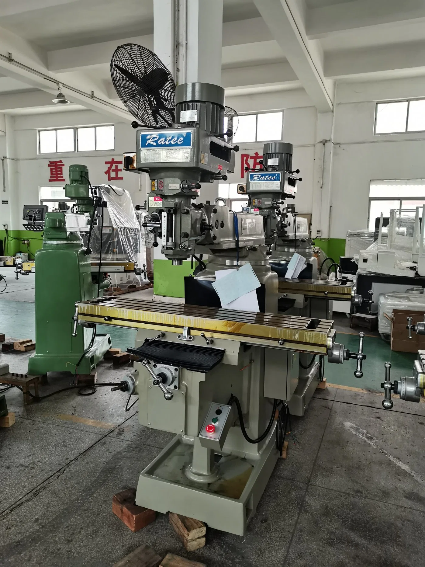 High Cose Performance Chinese Milling Head Taiwan Spindle Bearing Milling Machine