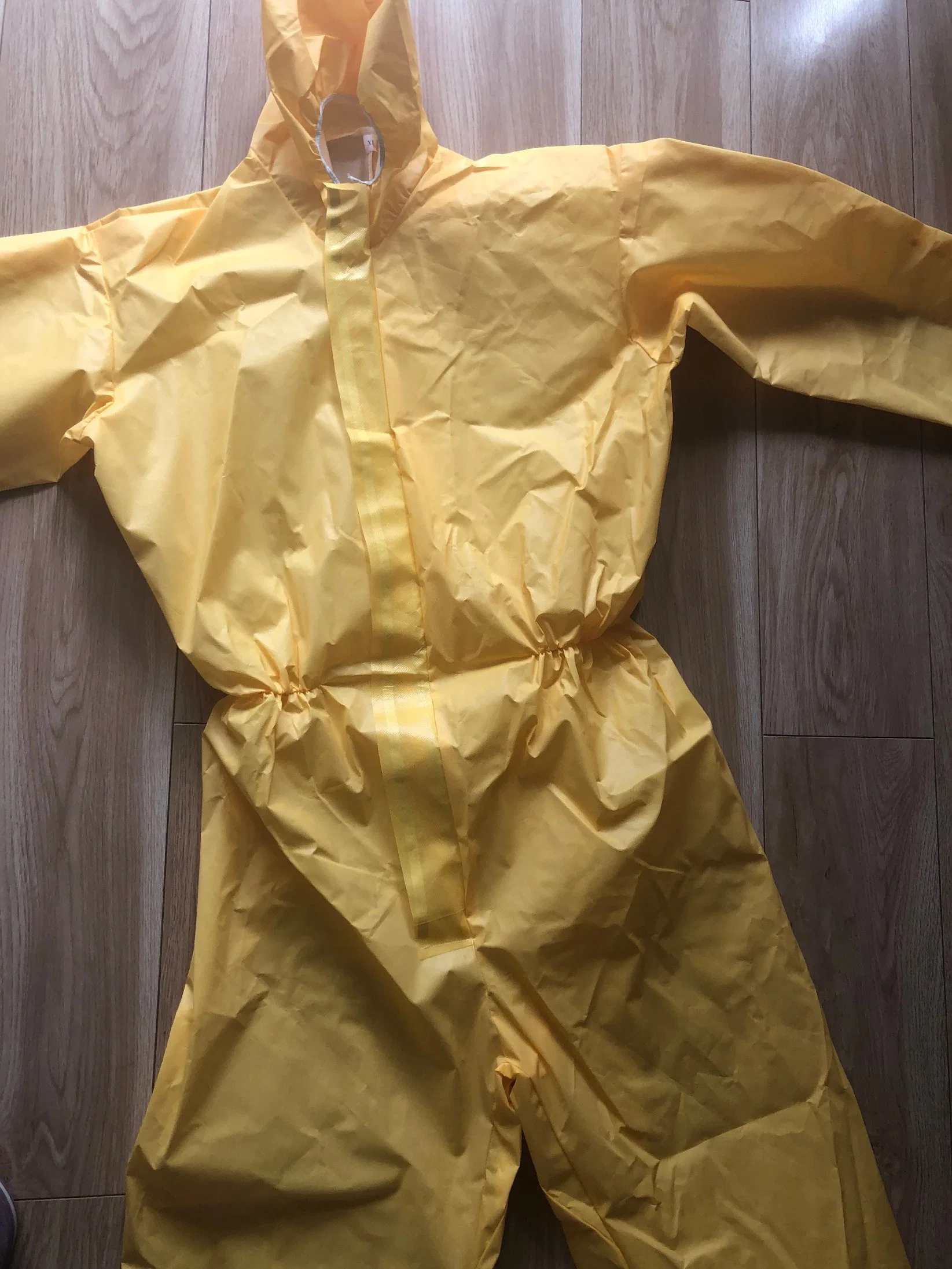 Type 4/5/6 Yellow Hazmat Clothing Chemical Bee Protective Coverall Disposable Suit Polypropylene Nonwoven High Risk Safety Workwear Chemical Industrial Suits