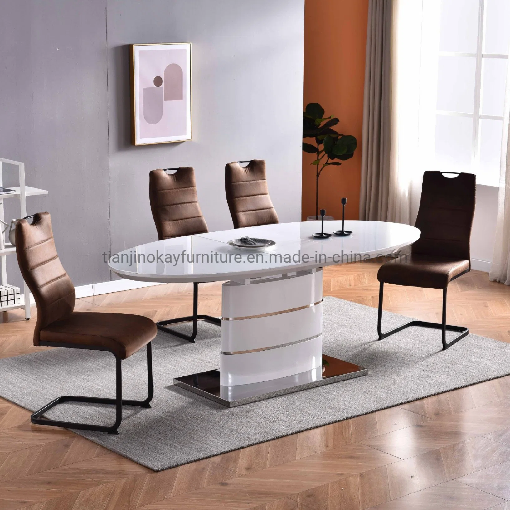 Nordic Style Günstige Preis MDF Top Panel Tische und Samt Stühle Esszimmer Möbel Esstisch Set Heißer Verkauf MDF +Glastisch