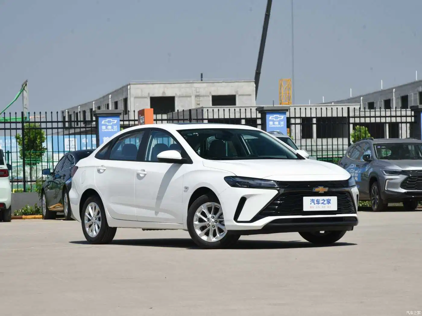 EXW Horgos Chevrolet Car 2024 1.5 1,3 т 1.3 1,5 л 1.2 1.0 Cruze 2024 Hybrid бензин Цена от Китая
