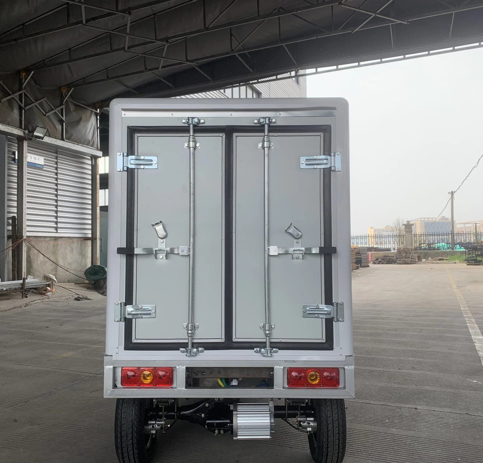 2.5kw Electric Tricycle Cargo Trikes for Delivery Express Electric Tricycle for Cargo Van