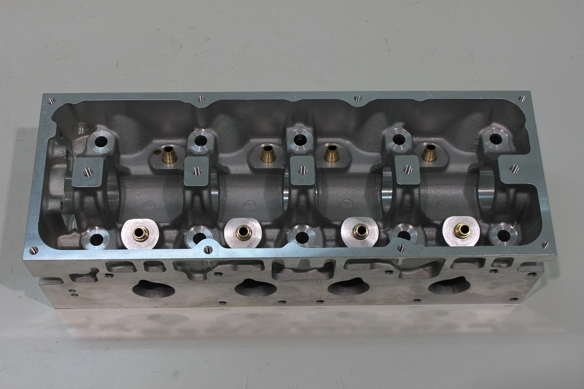 Renault K7m/K7m-702/790 Cylinder Head OEM No. 7701472681 7701468858 7701472170