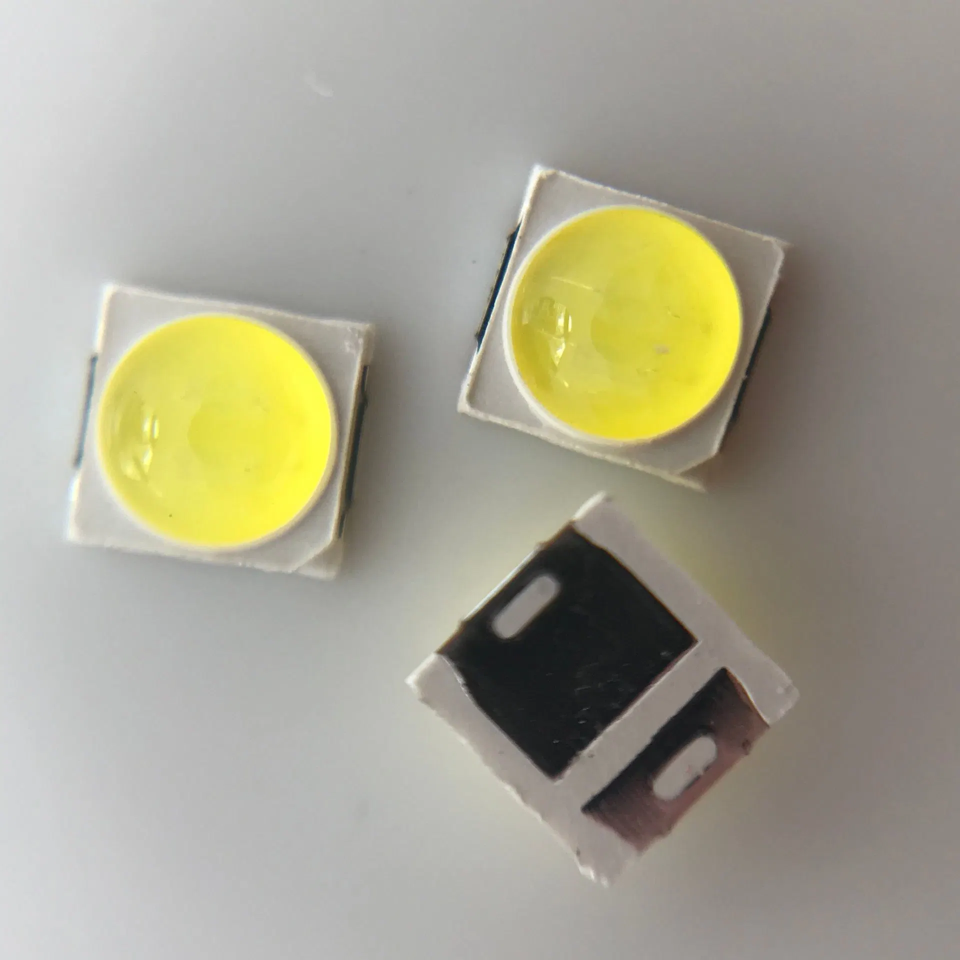 Quality SMD 3030 2W 3V LED with Lens Ball Warm White 3000K 3500K White 5000K 6000K 6500K Chip of 500mA for Automotive Lighting