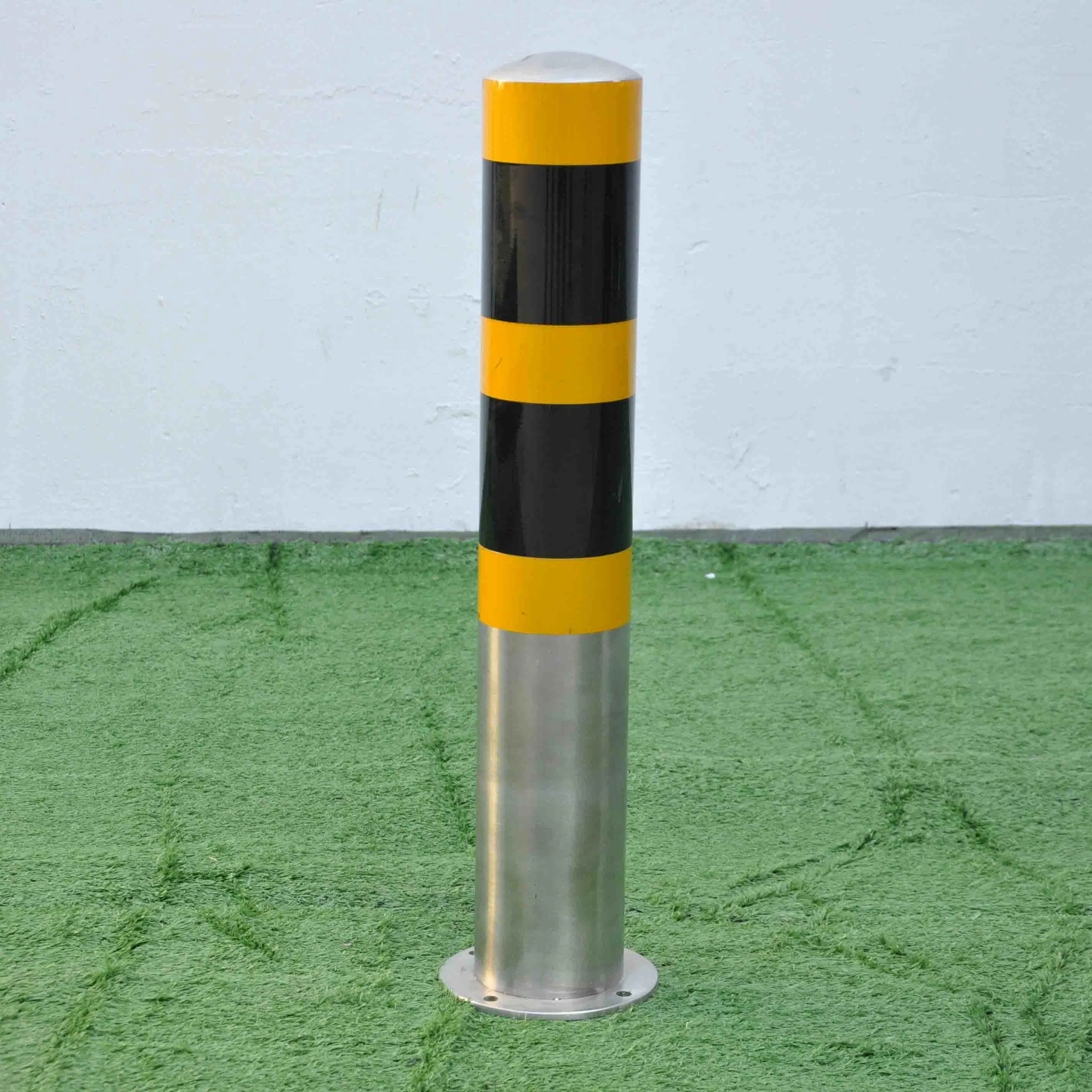 Customized Retractable Stainless Steel Removable Street Safety Bollard