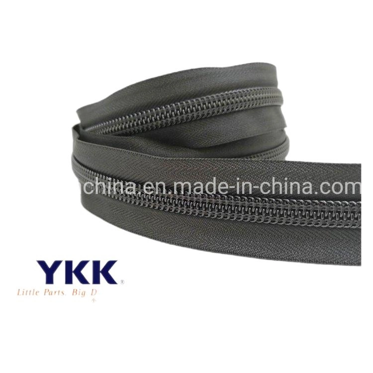 Factory Price Wholesale/Supplier Zipper Long Chain Accessories