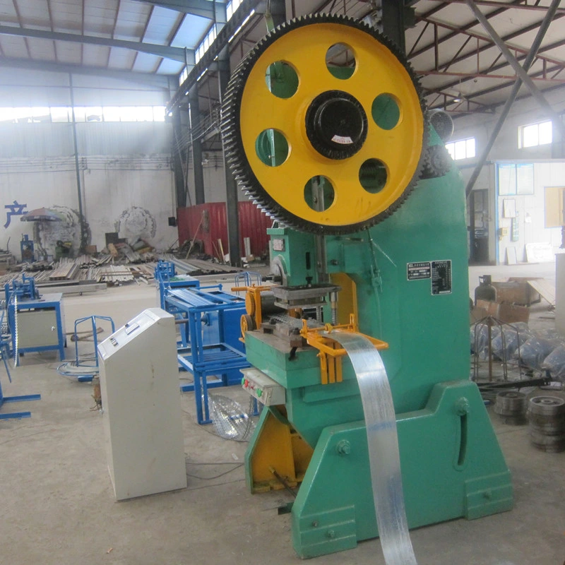 Full Automatic Punching Razor Stamping Barbed Wire Machine Bto-30