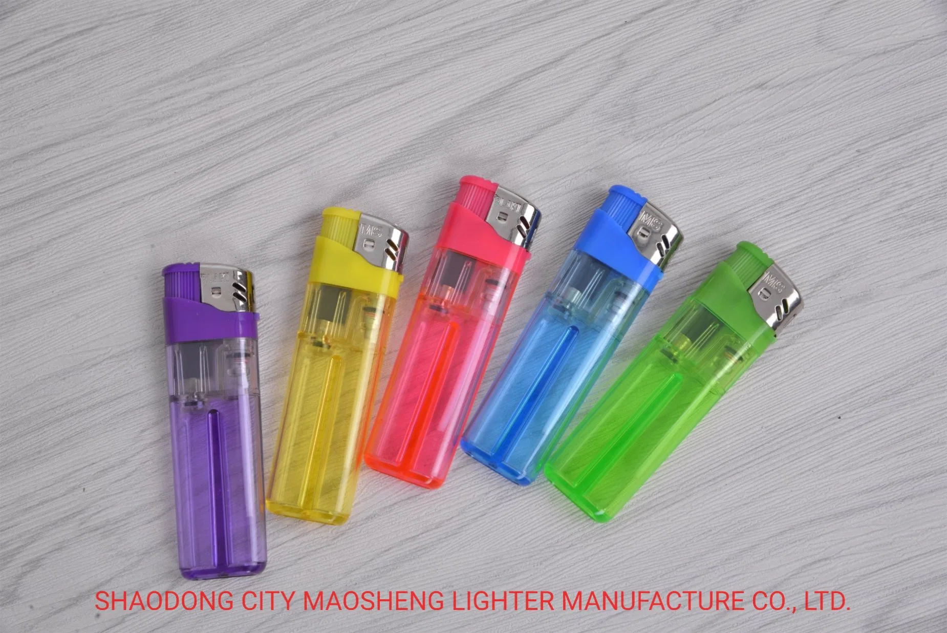 8.2cm Disposable Electronic Plastic Butane Gas Lighter