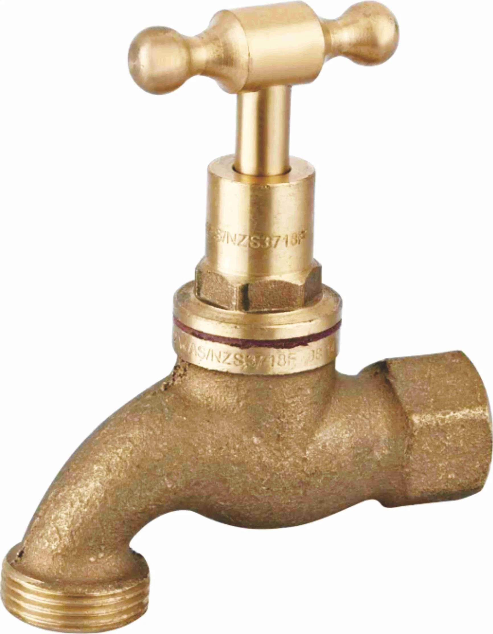 Precio de fábrica fuera de Tap 1/2" tubo Bibtap Jardín al aire libre Machos de roscar de latón RV Faucet