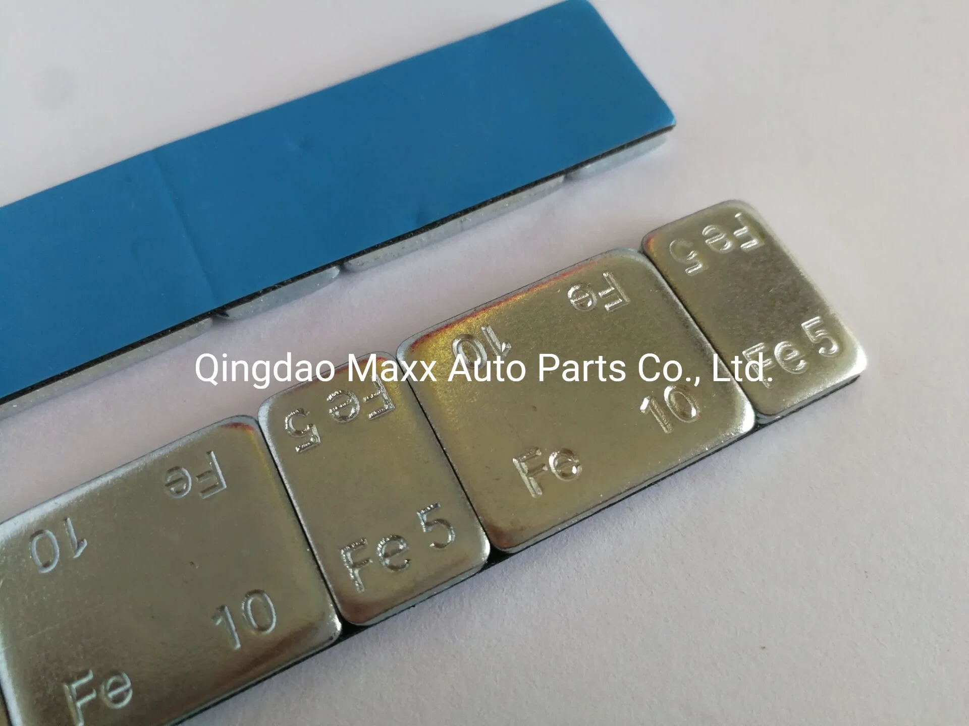 Qingdao Maxx Auto Parts Fe Stick sur le poids d'équilibrage des roues pour les pneus de voitures