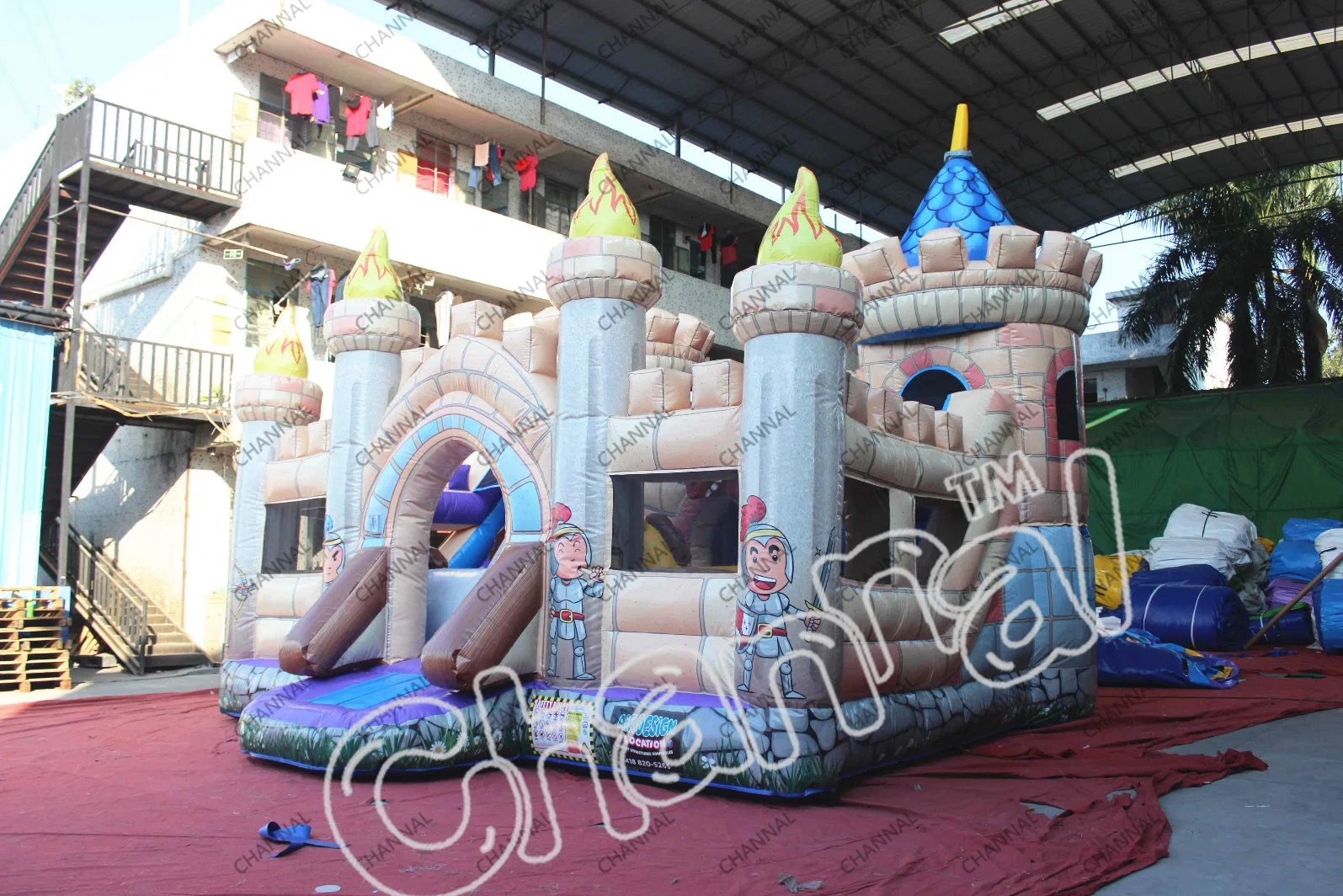 Knight Vs Dragon Aufblasbarer Spielplatz Bouncy Jumping Castle Aufblasbarer Spielplatz