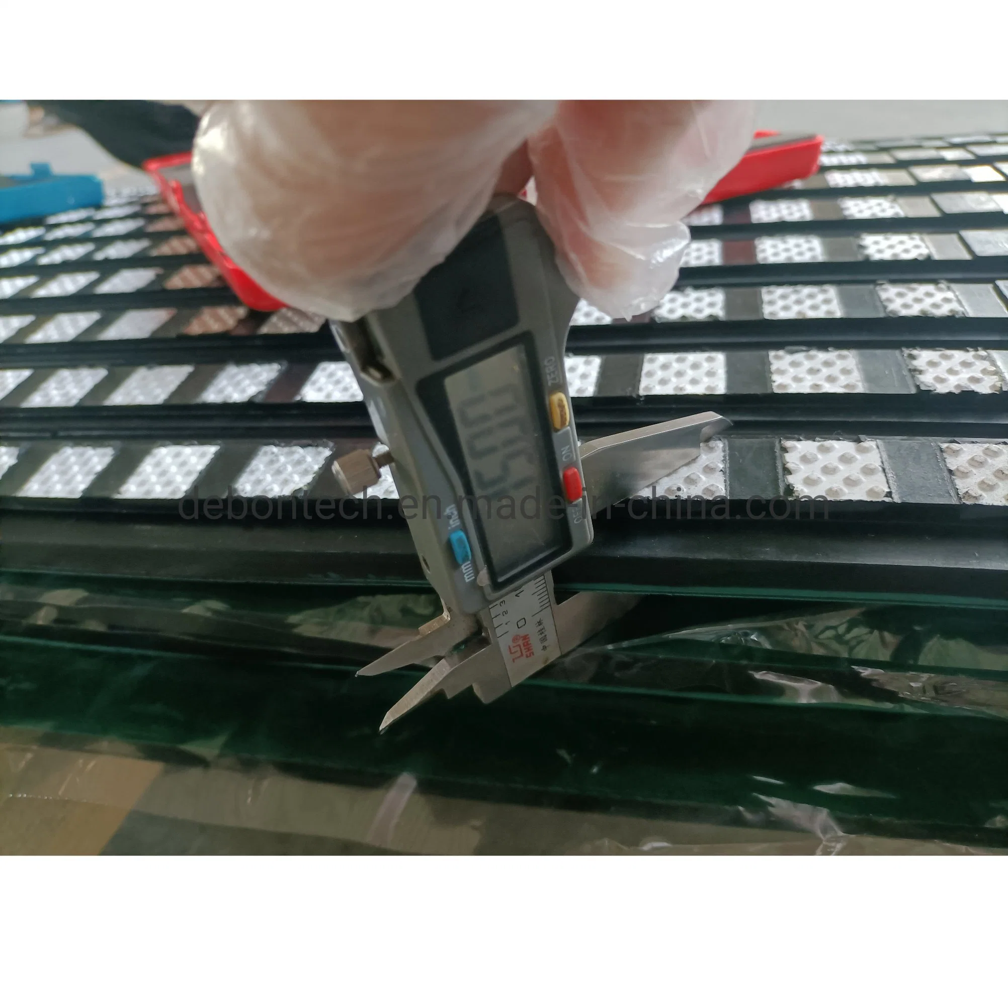 Conveyor Roller Rubber Lagging Sheet Herringbone Pattern