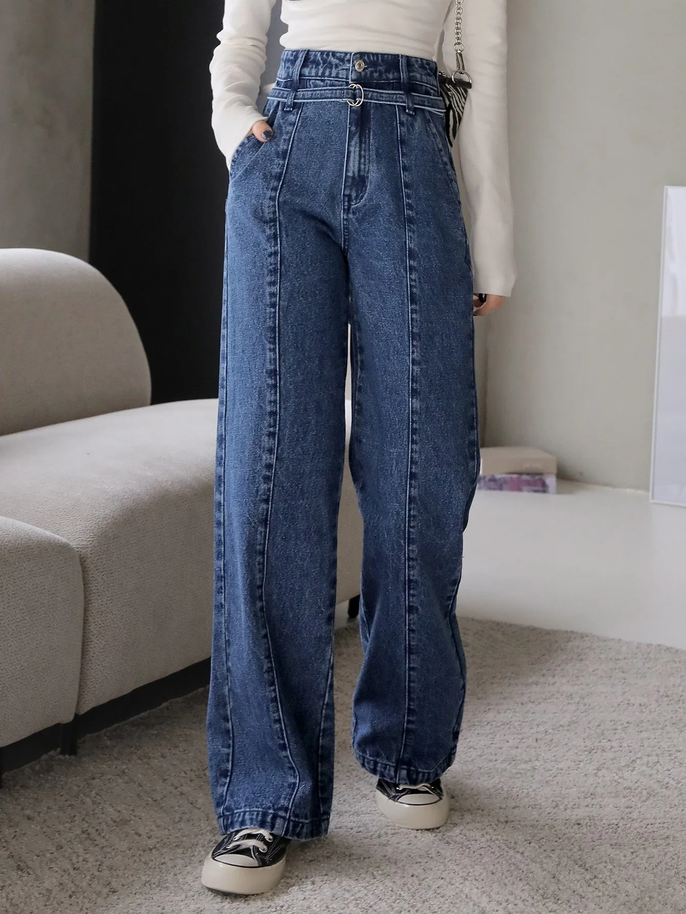 Wide Leg Middle Blue Color with Tape on Waist Cut Seam on Front and Back High Wasited Women Denim Jeans OEM&ODM New Fashion Design