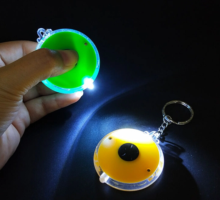 Llavero de LED redondo de plástico UV Light Key Ring Event utilizado Luz intermitente de regalo