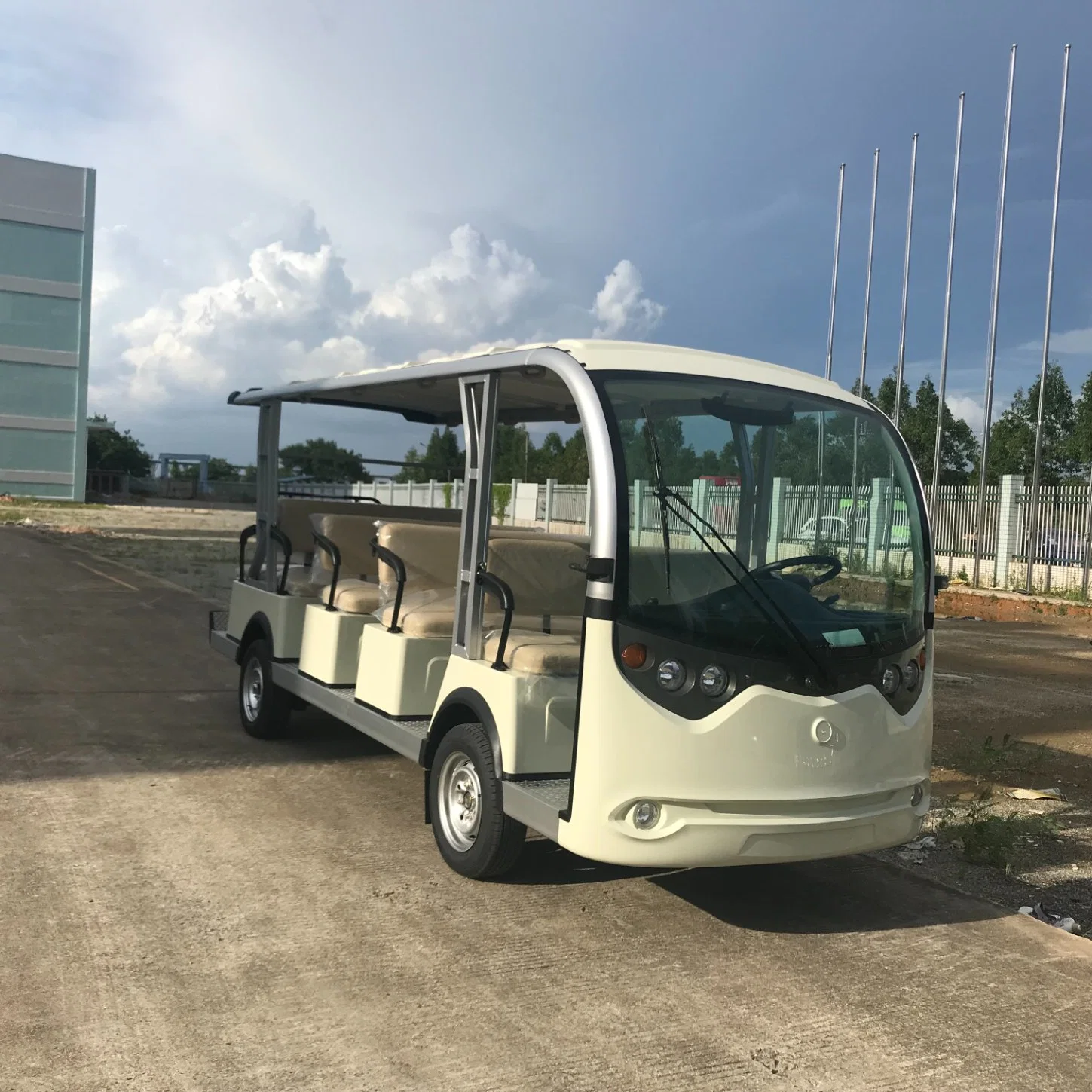 New Power Battery Power Electric 14 Person Sightseeing Bus for Sale Lt-S14