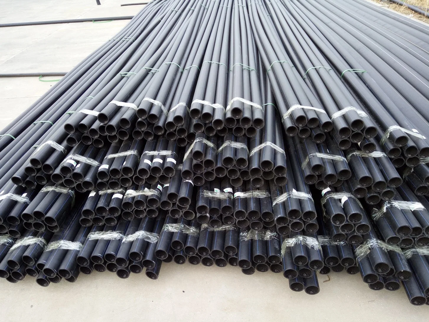 2019 Pure PE Pipe and Fittings for Africa Construction