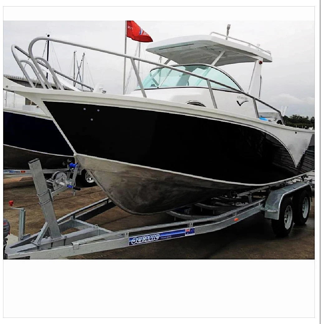 Classic Model Fishing Vessel Fryan with Center Console