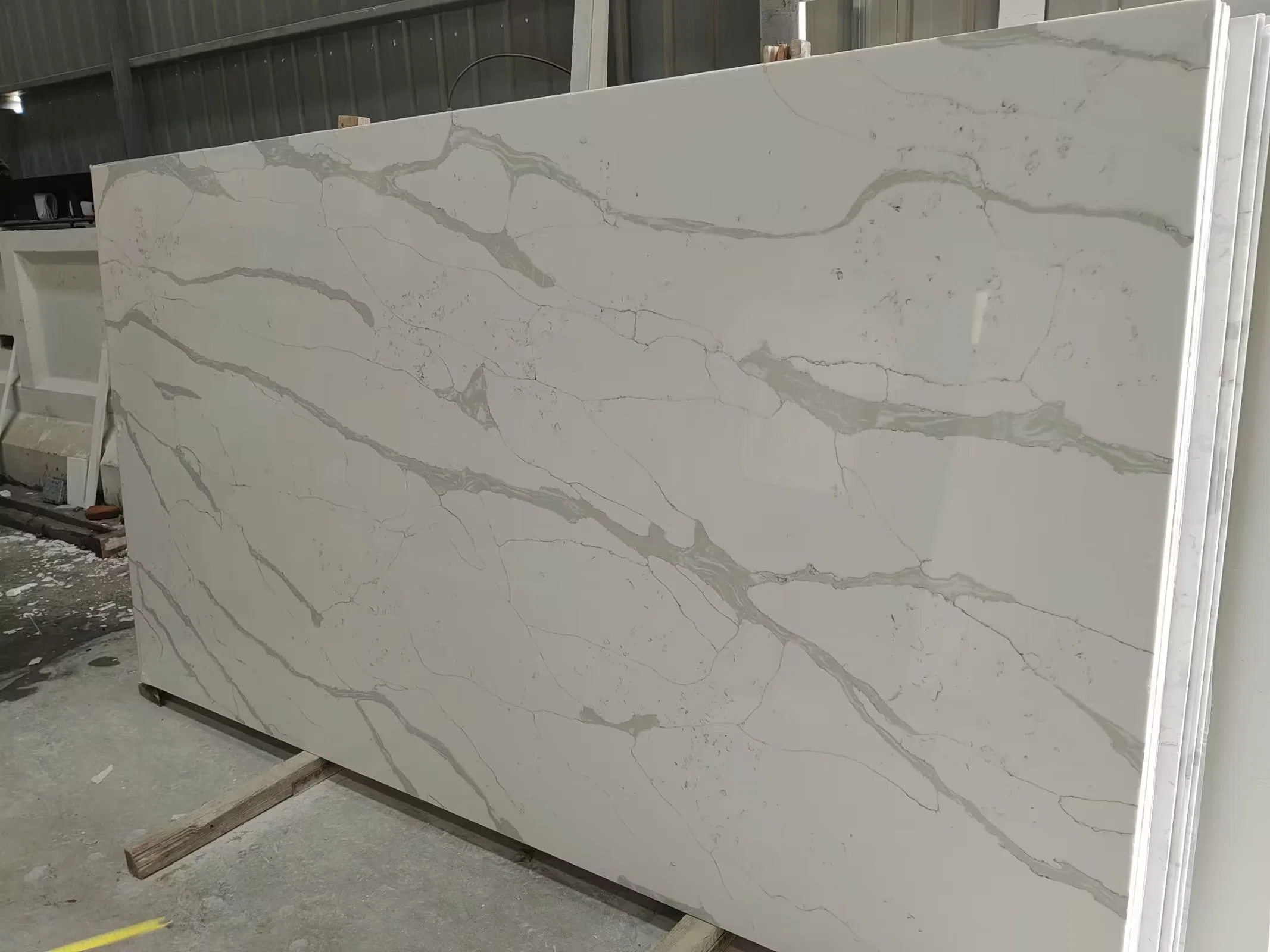 Engineered Stone Polished White/Beige Marble Look Quartz Stone for Kitchen/Bathroom Countertops/Vanity (414244454780)